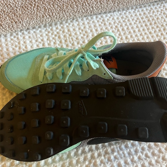 Nike Internationalist - Picture 3 of 6